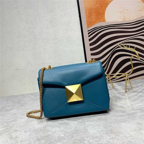 

valantion bag women designer bag bags crossbody beach handbags fashionable large rivet luxurys metal underarm handbag 19d3