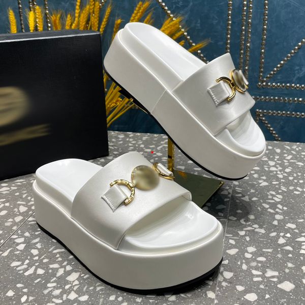 

2023 fashion designer slippers women mules rubber bottom width slides hook loop fastener slide women shoes -0067, Black