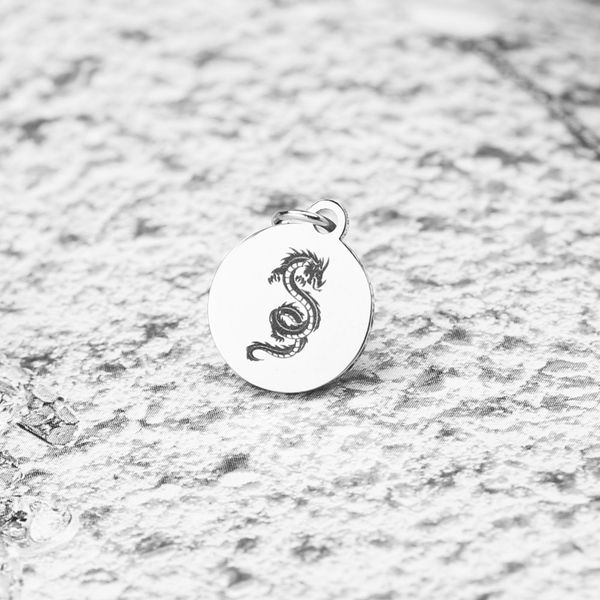 

polish 10pcs 12mm circle stainless steel engraved laser pendants beads customized for diy jewelry making lg11, Blue