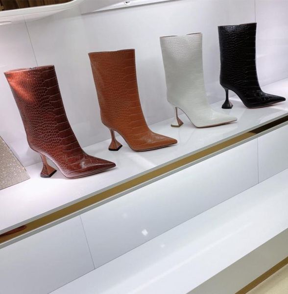 

2021 classic stone grain wine glass high heel boots012341907602, Black