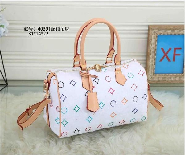 

women messenger shoulder bag travel designer handbags classic style fashion crossbody bags lady totes wallet pillow speedy with key