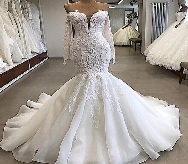 

2019 white lace mermaid wedding dress vintage bohemian beach appliqued long sleeve bridal gown with feathers plus size custom6516545