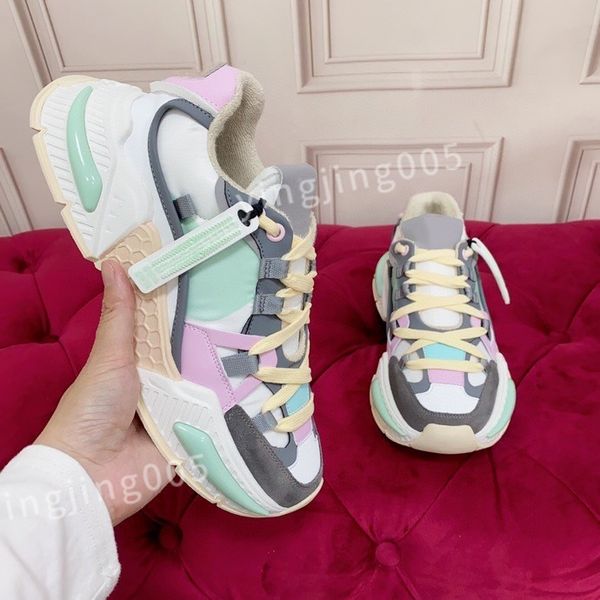 

2023 new luxury designer trainers sneaker vintage casual shoes classic men women designers sneakers leather shoes, Black