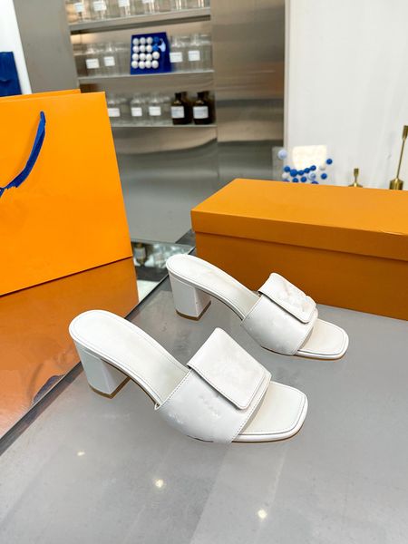 

women designer slippers socialite fashion knitted slipper 2023 new slides fashion summer home beach 0516, Black