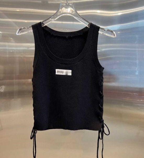 

23ss summer women tees crop embroidery shoulder miu fashion tank casual sleeveless backless shirts designer womens tank, White