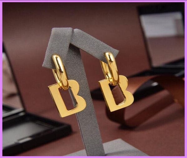 

women fashion earrings retro letters earring for women luxury designer jewelry gold mens for gifts relief ear studs ladies nice d27630396, Golden;silver