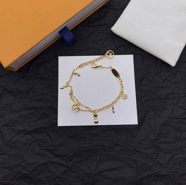 

bracelet designer bracelet fashion brand letter v charm bracelet & necklace set camellia ornament 14k gold plated brass bracelet for women d, Golden;silver