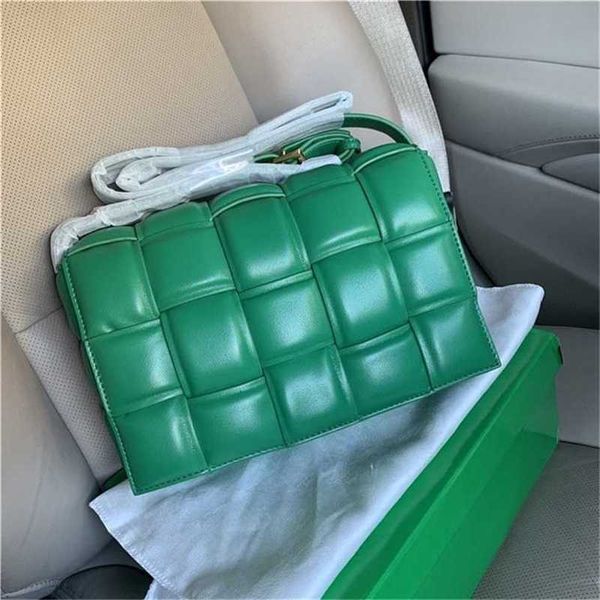 

venetas designer bags venetas bottegas handbags bottegas divani green woven large lattice pillow tofu oblique cross leisure small square wom