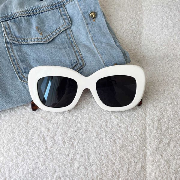 

frames new french sweet middle ancient cat eyes rice nails bean paste powder large frame girl sunglasses 3994, White;black