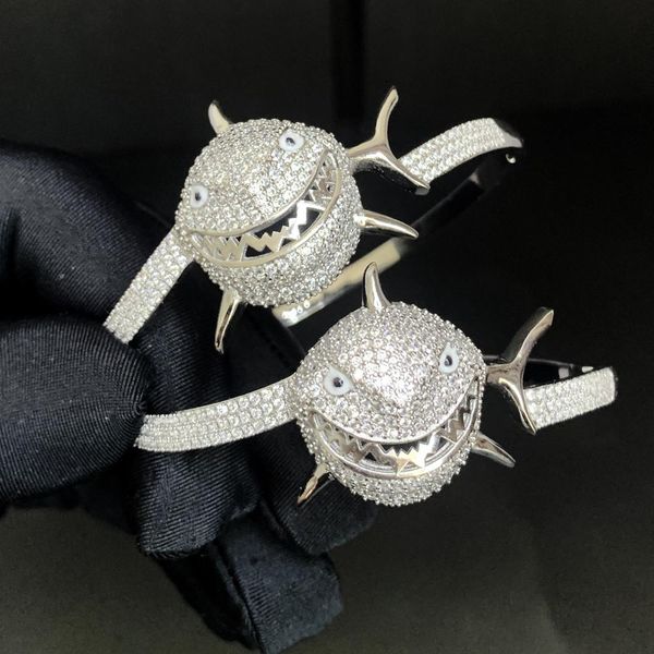 

bangle 2022 new nightclub hip hop men boy jewelry micro paved 5a cz iced out cool animal shark bangle, Black