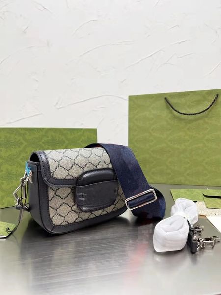 

bags, designer designed diagonal bag wallet., Black;red