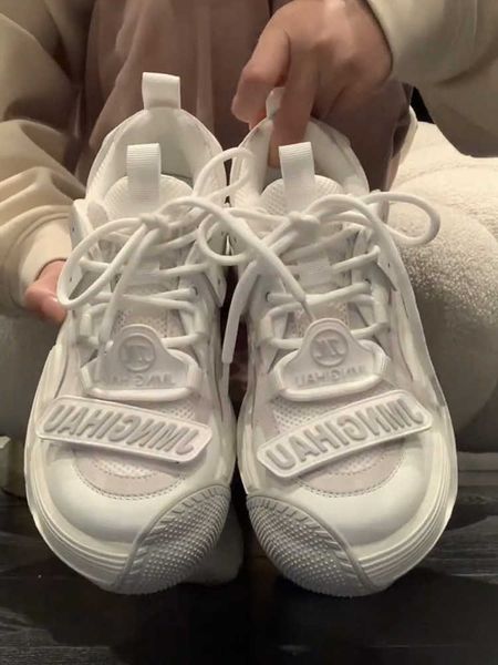 

2023 spring new thick sole sports casual women's show feet little daddy shoes