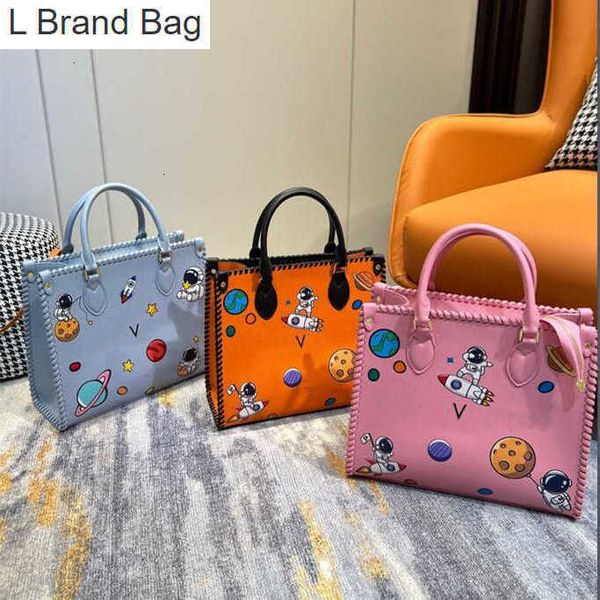 

l brand bag astronaut onthego totes mm single shoulder cross body bags designer handbags large capacity women shopper bag lady purses genuin, Black