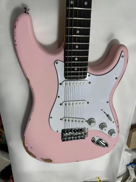 

custom shop relic aged pink electric guitar st rosewood fingerboard strat tremolo bridge whammy bar vintage tuners hss pickups