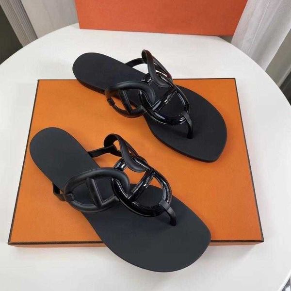 

no box design summer new sandals pig nose chain sandals flat bottom jelly shoes non slip beach shoes casual flip flops apricot, Black