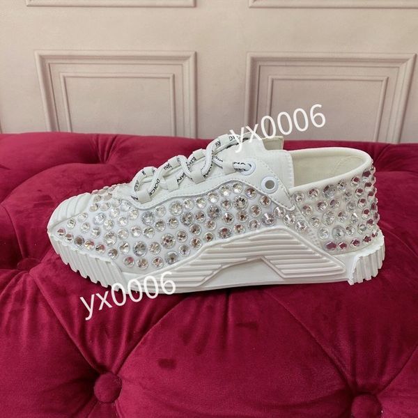 

new luxury designer calfskin casual shoes reflective sneakers vintage leather trainers fashion shoes leisure shoe platform lace-up sneaker, Black