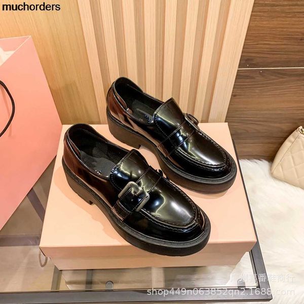 

miu family metal label lefu shoes 2023 early spring new thick sole shallow mouth fashion style small leather shoes original standard women&#, Black