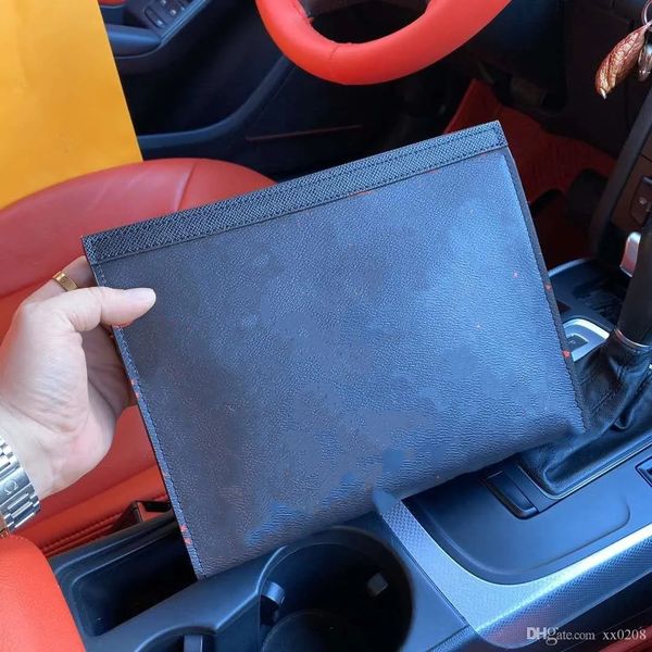 

new highquality twopiece set old calfskin handbag refined steel buckle leather belt box packing three colors are available, Black;red