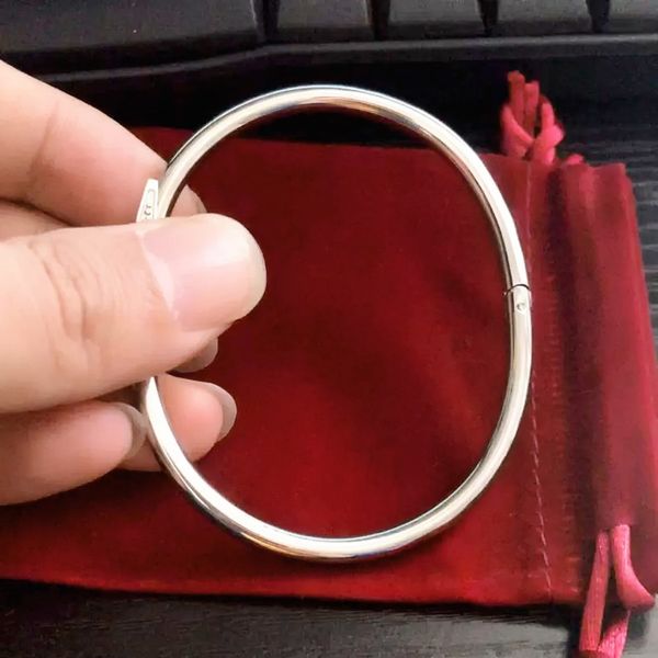 

fashion luxury women love bracelet classic brand bracelet 18k gold jewelry wedding gift 316l stainless steel factory, Golden;silver