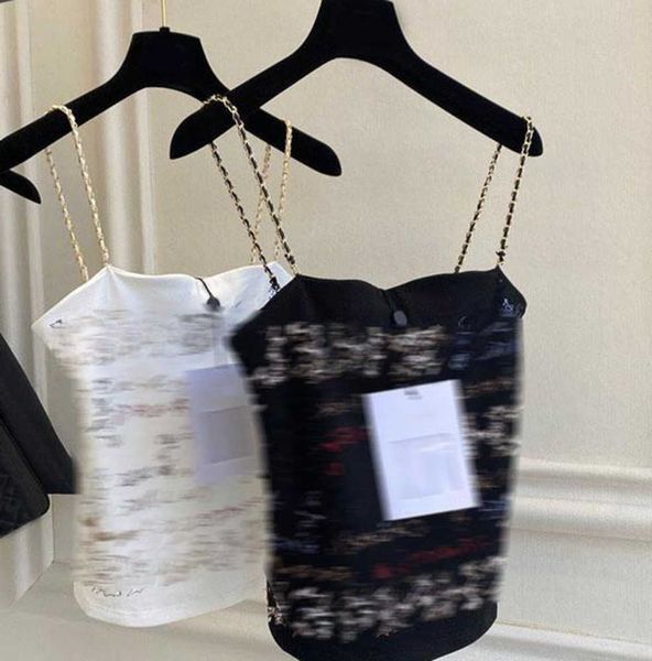 

women coats designer runway summer 2022 women's t-shirt fashion chain tanks ladies elegant letter women sleeveless ca arnp, White