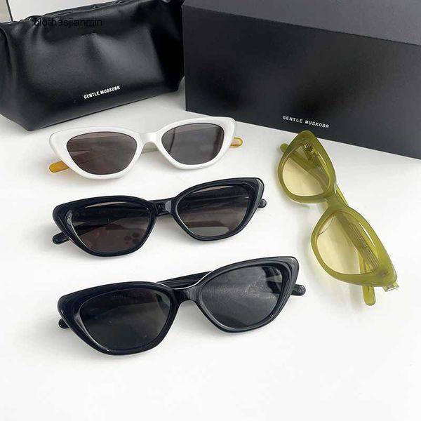 

2023 luxury fashion sunglasses factory% 80 retail new sunglass female gm male trendy big face thin round cat ey sound, White;black