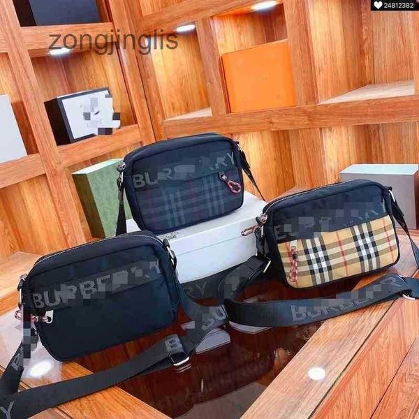 

one three classic style ladies in designer work burbrerys zipper bag sports splicing cool chest men and womens european bright color matchin
