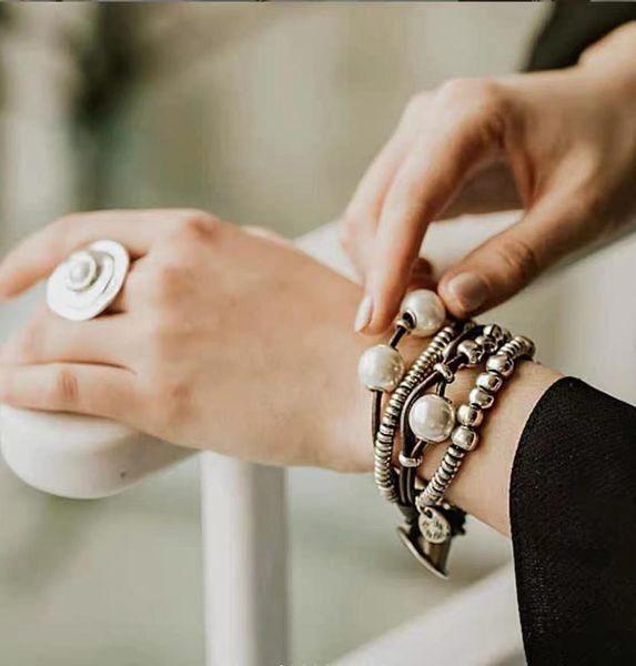 

bangle yisheng leather alloy bead bracelet silver clasp fashion with wholesale new 2021 european fashion gift bracelet, Black