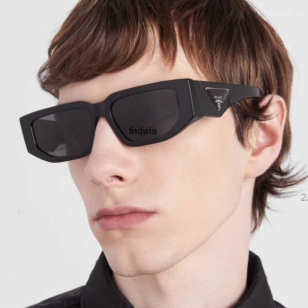 

fashion designer brand p sunglasses spr09z for women classic eyeglasses goggle outdoor beach sun glasses for man woman triangular signature, White;black