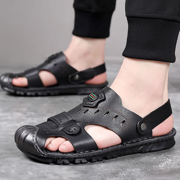

net celebrity slippers women wear outside the home with thick soft bottom step on poop sense non-slip ins niche senior sense slippers, Black