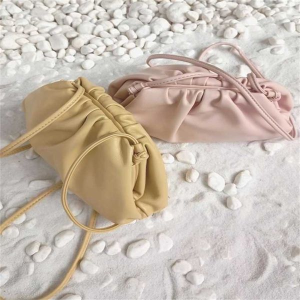 

crossbody handbags venetas bags bottegas bag pleated cloud highgrade sense minority hand held leather womens summer dumpling small trend 18l