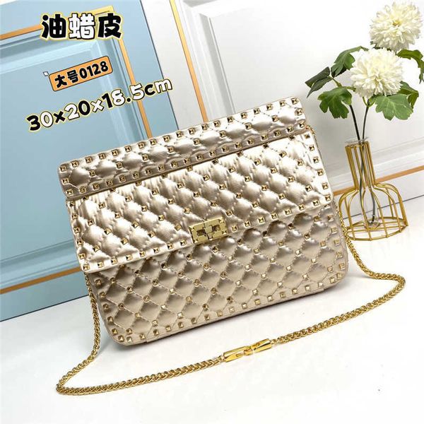 

diamond designer bag crossbody beach bags luxurys sheepskin handbags new rivet small leather large capacity handbag v88s