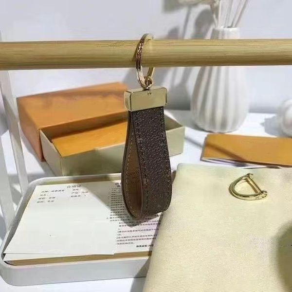 

fashion woman mans keychains high qualtiy alloy fashionable handmade keychain alloy stylish key buckle with box, Silver