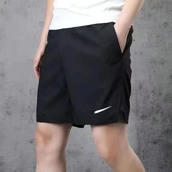 

sports quarter shorts men's loose fitting breathable running football shorts training thin woven fitness quick drying pants, White;black
