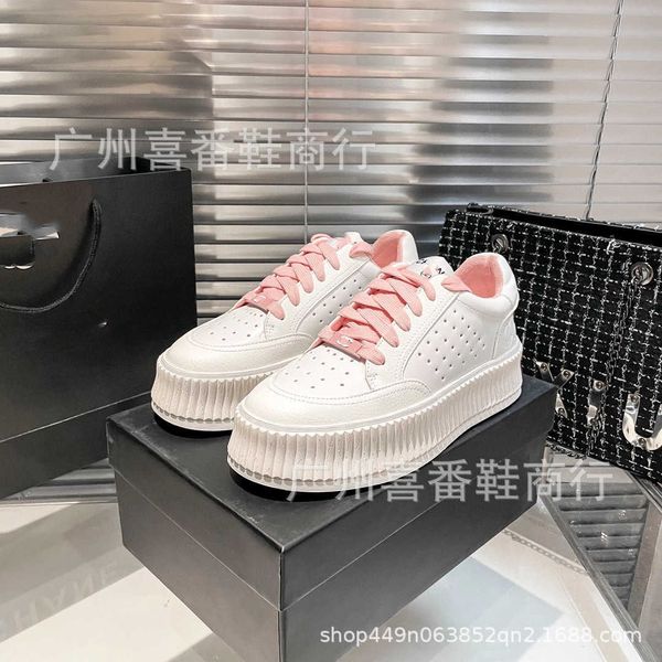 

xiaoxiangjia colored lace up panda shoes new spring/summer 2023 matsuke bottom lace up pressed print couple board shoes