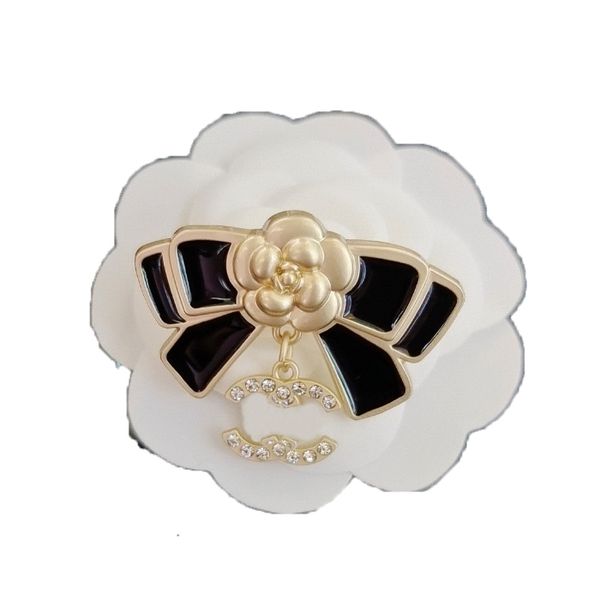 

bowknot designer brooches women with stamp non fading pins fashion pearl clothing accessories mens gold plated womens brand double, Gray