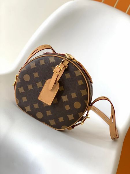 

fashion designers women handbags shoulder bags luxurys lady crossbody highs quality classic flower letter leather messenger purses chains ma