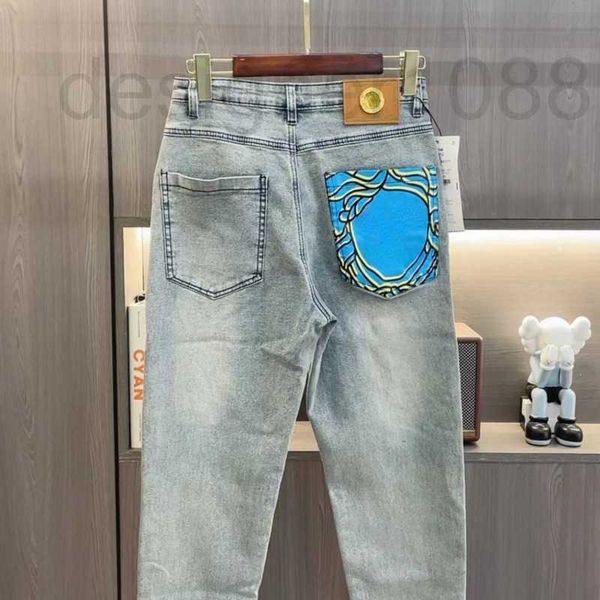 

designer fashionable medusa print jeans mens luxury designer pants zip closure trousers light wash casual loose straight leg 1ac4, Blue