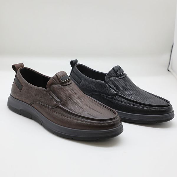 

leather shoes men's layer cowhide one footed 2023 spring breathable soft men's shoes casual men's middle-aged, Black