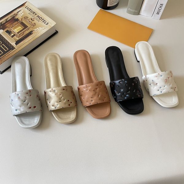 

2023 new revival flat mule famous sandal woman summer sandles slipper designer fashion monograms embossed flower logo slipper luxury waterfr, Black