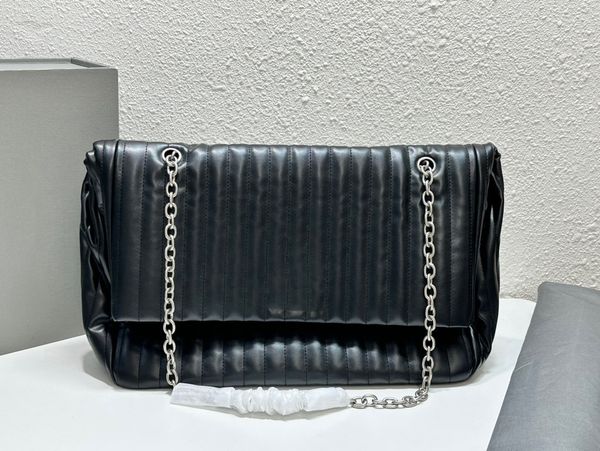 

10a fashion shoulder bag women's large capacity classic flip striped metal chain buckle opening designer luxury folding id michafl_kops