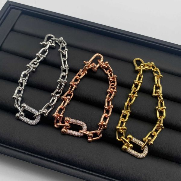 

ti t family chain female u-shaped horseshoe buckle bracelet long simple style geometric cuban hand jewelry, Golden;silver