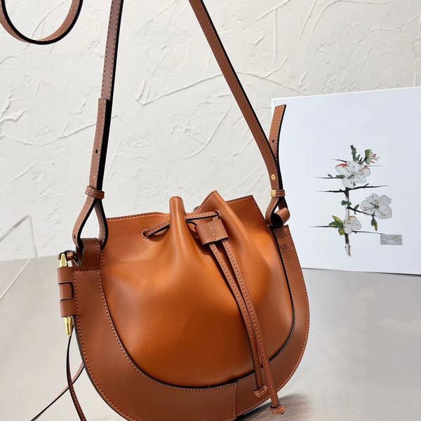

lowe puzzle saddles bag designer shoulder handbag women's high version cowhide bucket hand carrying wallet fashion large capacity semi-