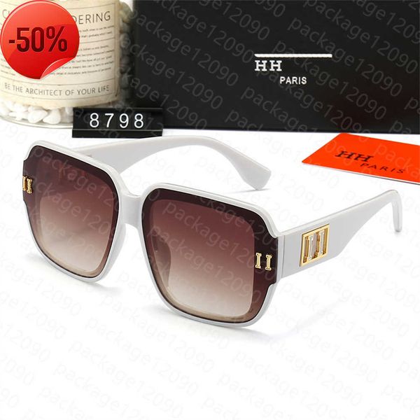 

ss23 womens mens sunglasses 8798 polaroid lens designer letter luxury sunglasses goggle senior eyewear for women eyeglasses frame vintage me, White;black