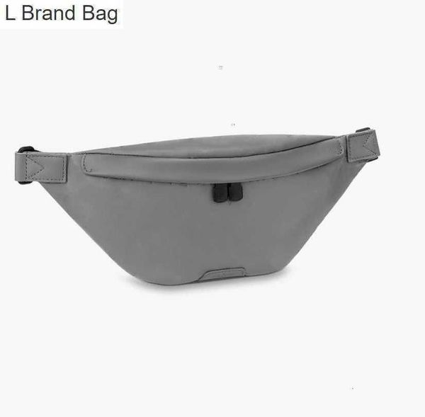 

l brand bag m46108 shoulder bag disco vepy fanny pack designer men women bag canvas embossed print cross-body purse handbag clutch, Black