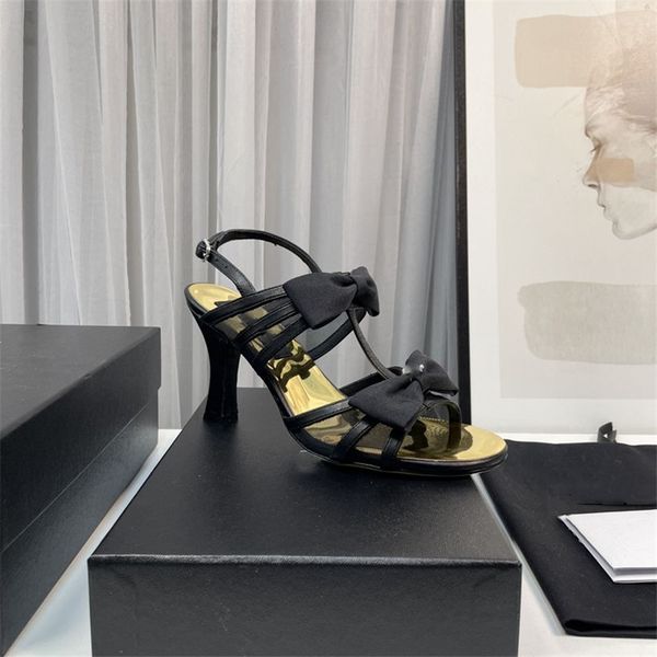 

fashion women's sandals 2023 channel luxury brand letter logo summer women's high heels men's casual student flats 013-014, Black