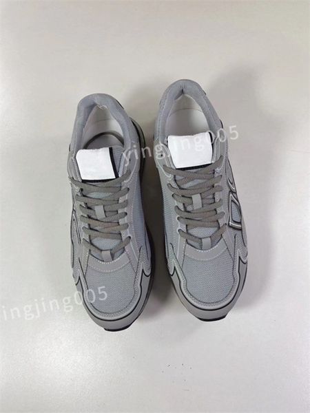 

2023 luxury hiking shoes women skid resistan sneakers outdoor fashion mountain boots lace up trekking shoe, Black