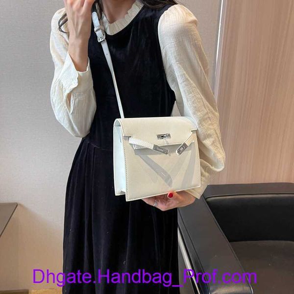 

hemrres designer wholesale kely tote bags online store baobao womens 2023 spring summer new lock buckle fashion bag trend popular embossed s