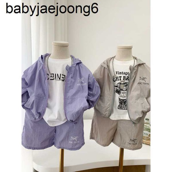 

sunscreen for children boys and girls sunscreen suit 2023 new thin summer outfit solid color two-piece set trend, Blue