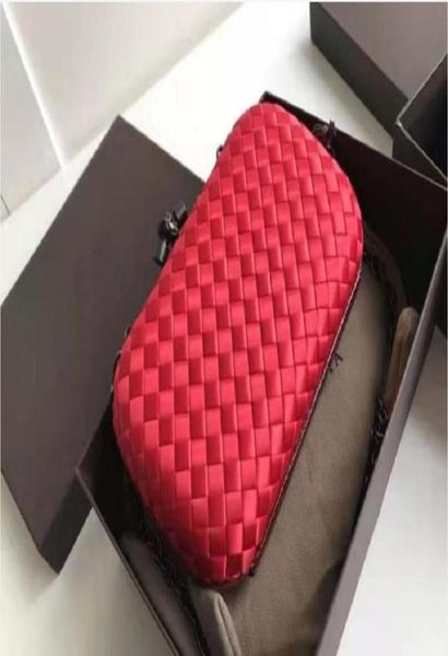 

red chain bag fashion0123456789101112131415162804362