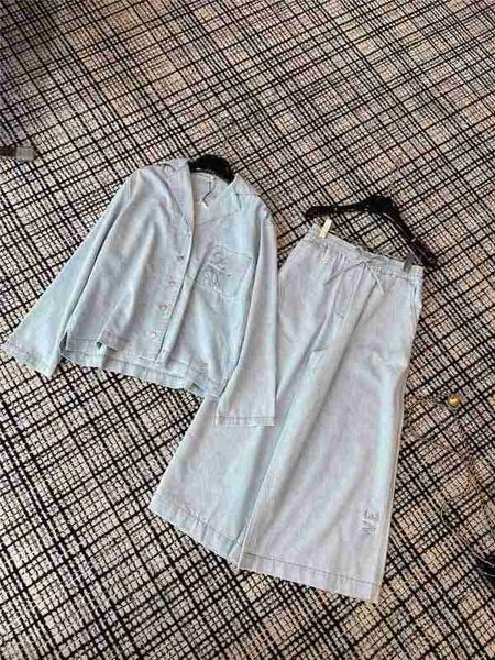 

women's blouses & shirts designer 2023 spring/summer new totem embroidery jacquard pure cotton v-neck versatile fashion denim loose shi, White